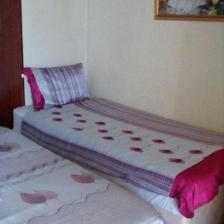 Guest House Macauly Johannesburg Eksteriør billede